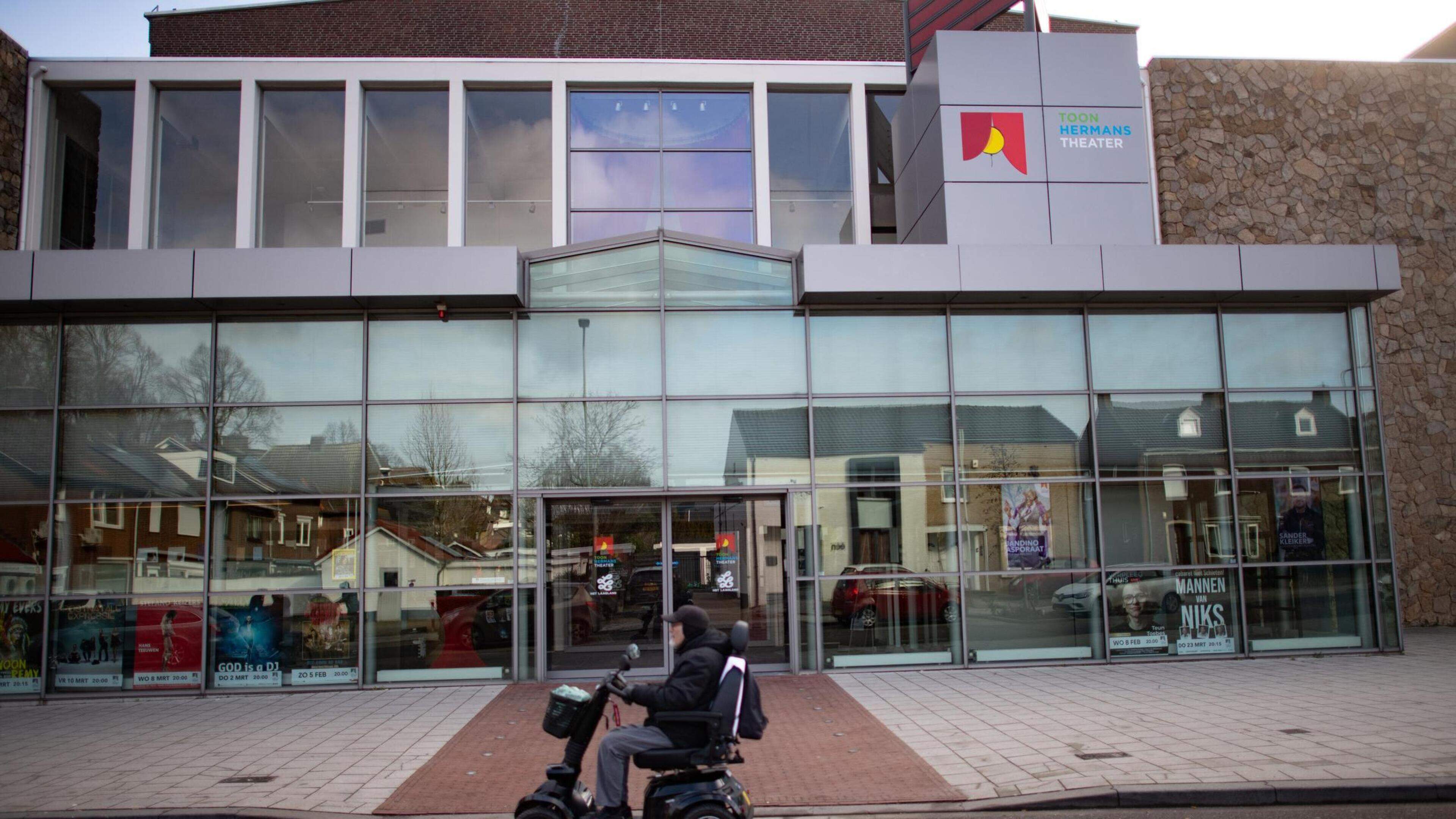Zoektocht naar nieuwe locatie Toon Hermans Theater Sittard gaat verder dan alleen Ligne