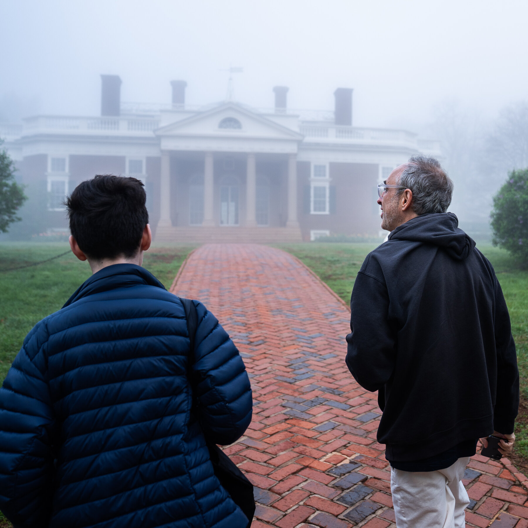 Gary Shteyngart, a Russian-Born Author, Tours Thomas Jefferson’s Home With His Son