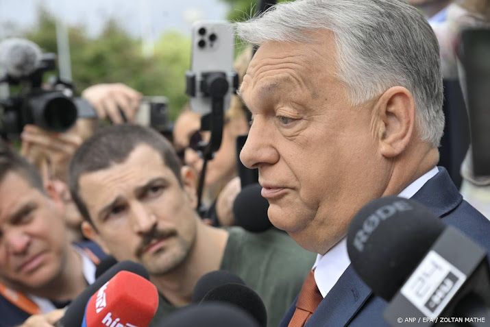 Orbán blijft partijleider Fidesz ondanks verkiezingsnederlaag