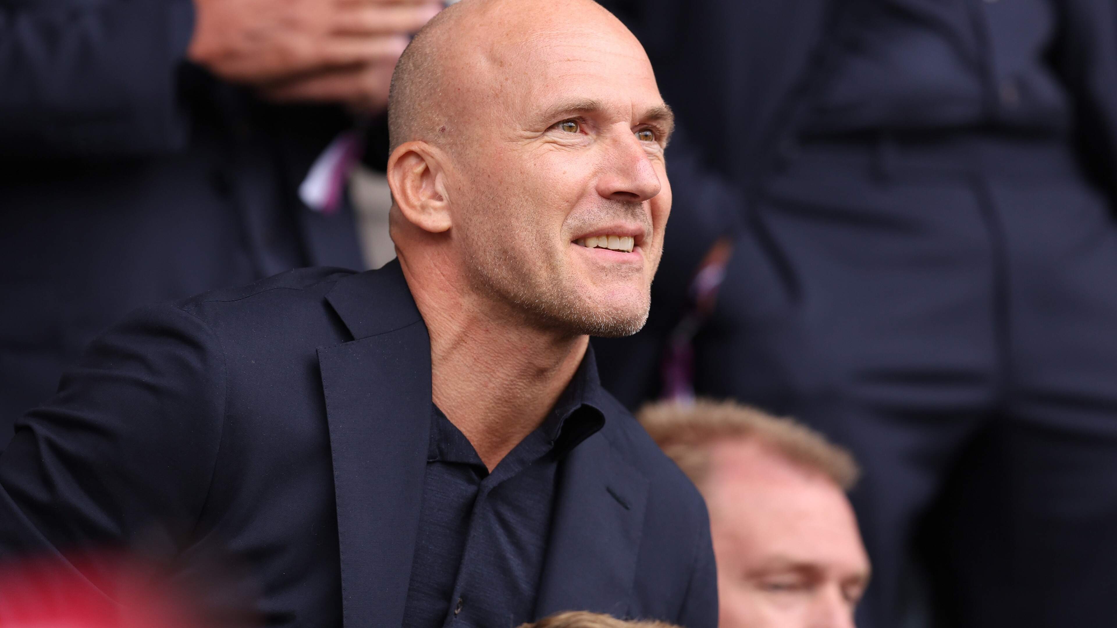 Voormalig Ajax-directeur Alex Kroes neemt klein belang in LASK Linz