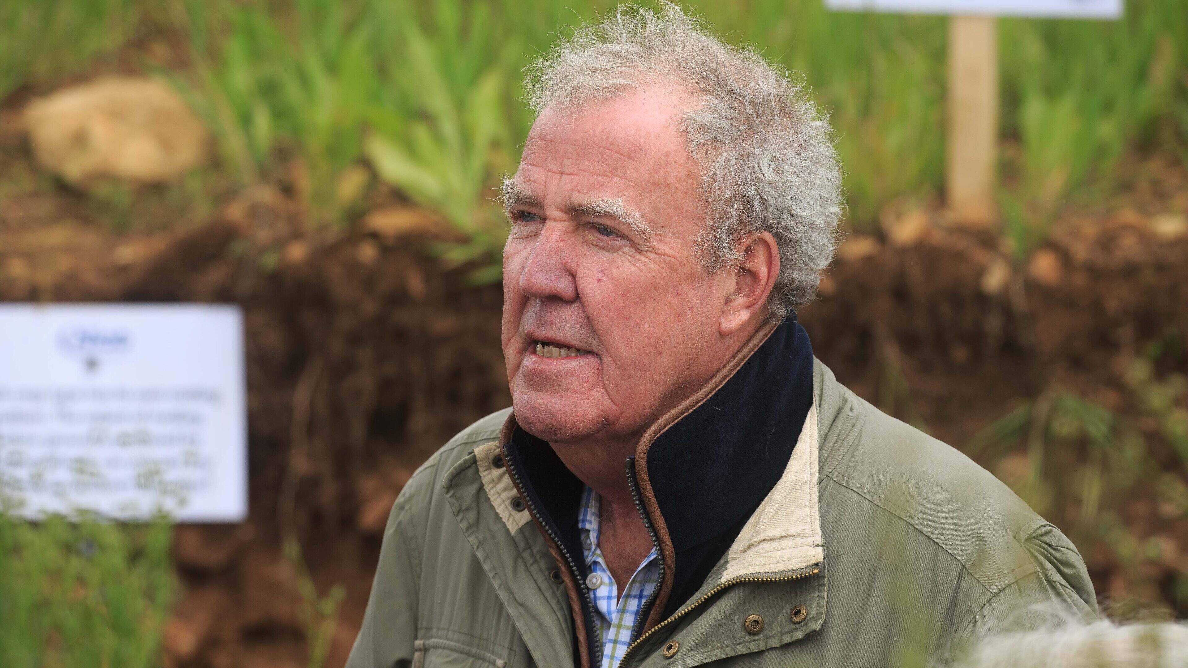 Britse presentator Jeremy Clarkson (66) lijdt aan ’agressieve vorm’ van kanker: ’Ik beloof dat het goed met me gaat’