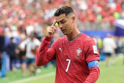 Kritiek op Cristiano Ronaldo na anonieme WK-start met Portugal: ‘Het team moet scoren, niet jij’