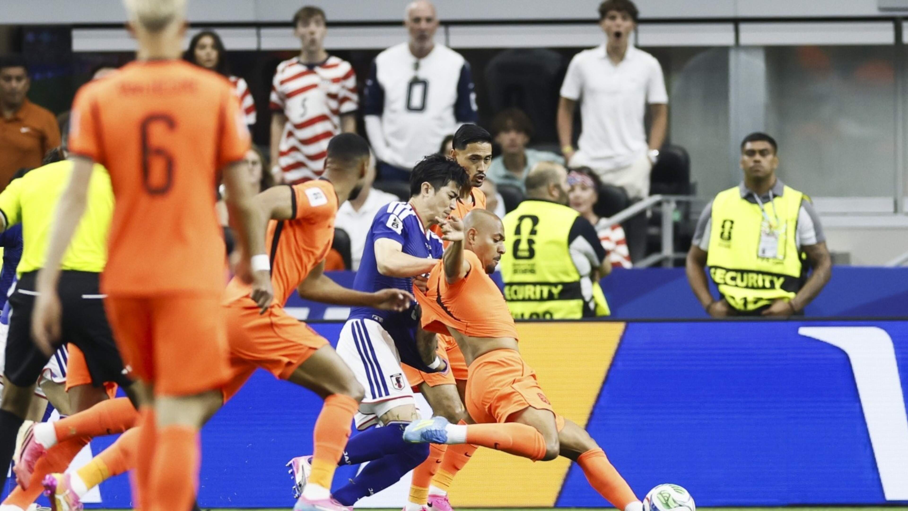 LIVE | Donyell Malen bezorgt Nederlands elftal bijna droomstart, Japan verstopt zich niet