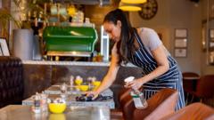 People starting new jobs at lowest level in five years