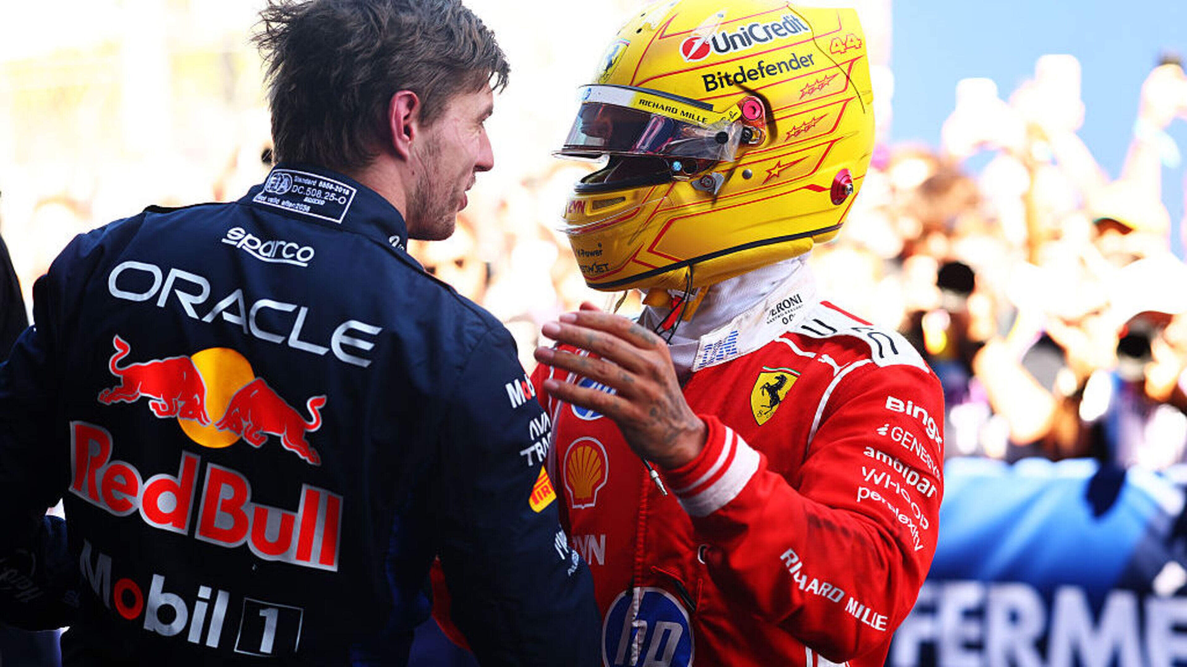 Historische overwinning Lewis Hamilton geeft Max Verstappen stof tot nadenken in roerige Red Bull-week