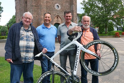 Theo (81) reed zeven keer krankzinnige fietstocht van Parijs naar Luyksgestel