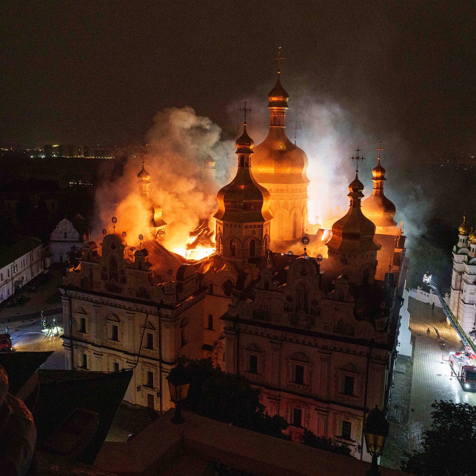 After Russia Attacks Kyiv With Missiles and Drones, Historic Orthodox Cathedral Burns