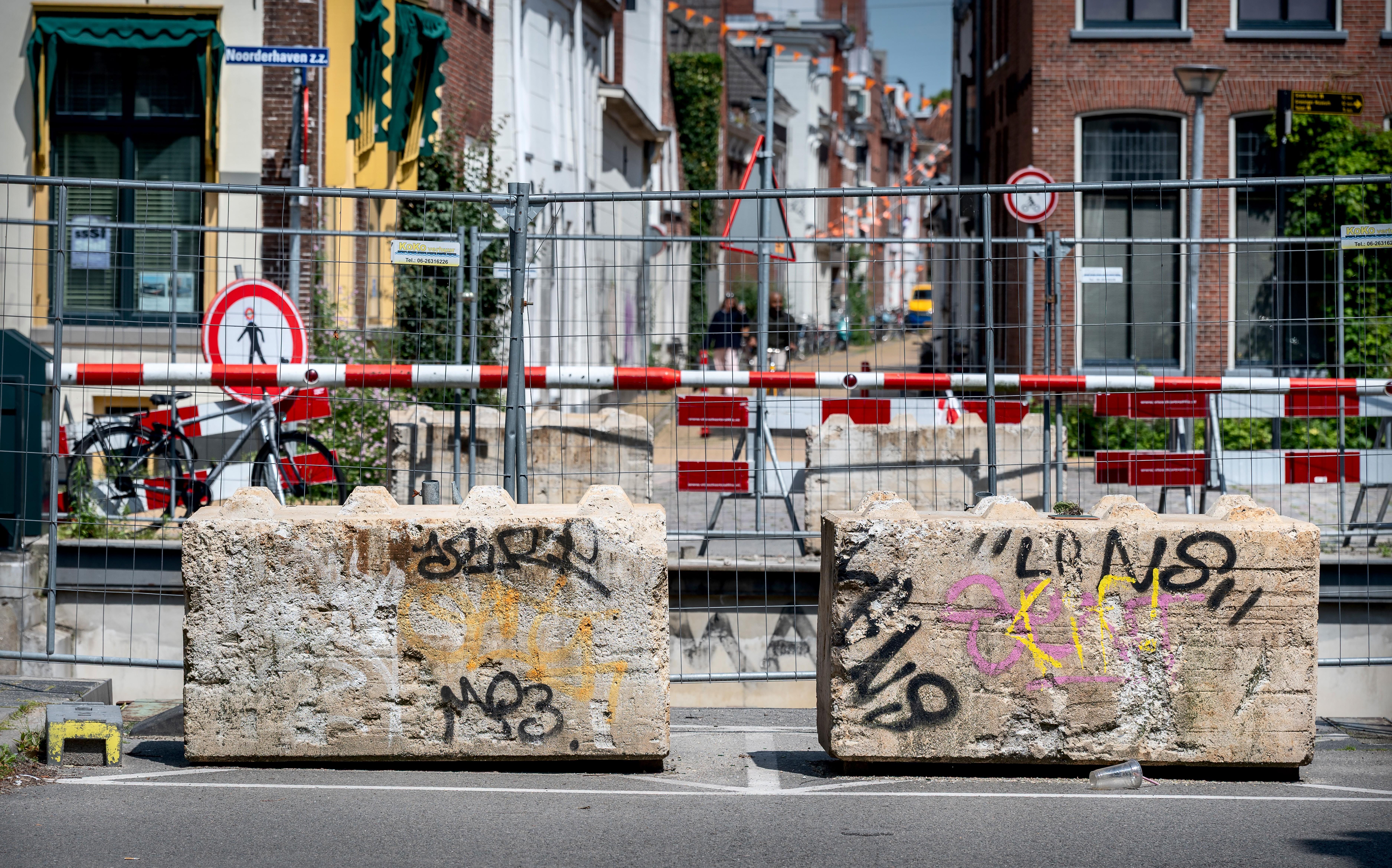 En wéér begeeft een brug in Groningen het. ‘Wie zijn er precies met dit project bezig? Buurman & Buurman?’