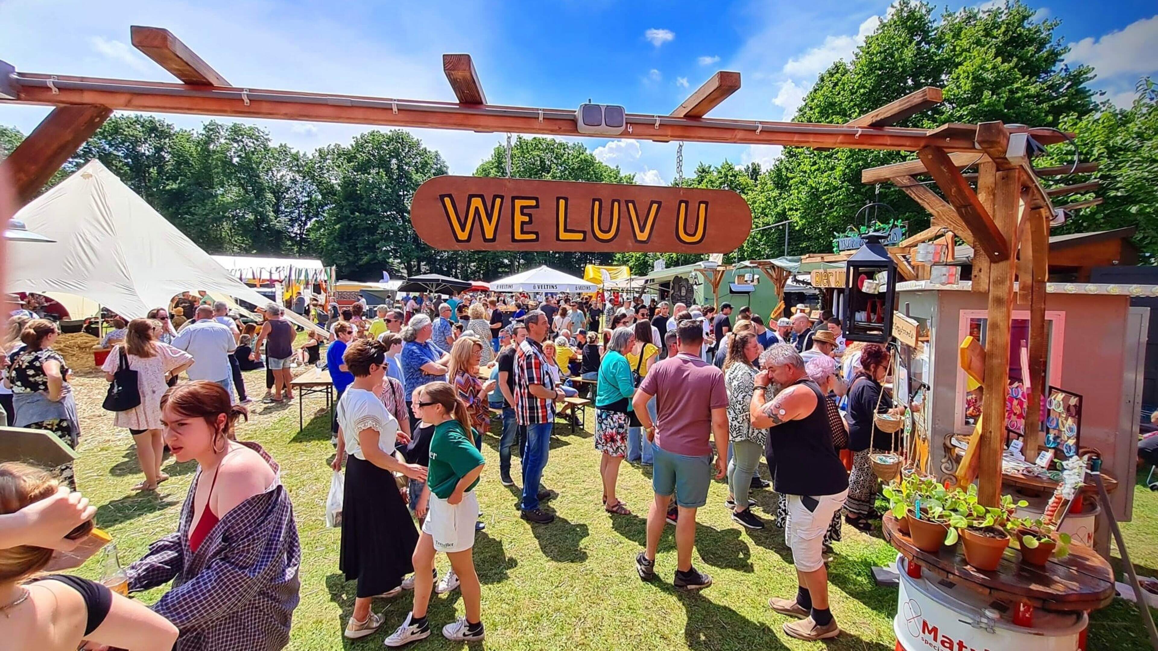 Drie dagen flowerpower en nostalgie tijdens het vintagefestival in Stein