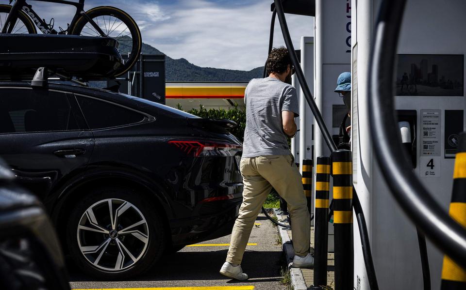 Actieradius, laadpalen en onderhoud: hier moet je op letten als je een tweedehands elektrische auto koopt