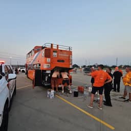 Iconische Oranjebus had pech richting WK-duel: 'Houston, we had a problem'