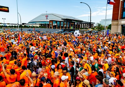 KNVB rekent in Houston op zeker 15.000 Oranjefans voor WK-duel met Zweden
