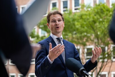 Landbouwminister Van Essen: ‘Bult onzin in berichtgeving over stikstofplannen’