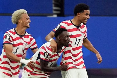 Amerikaans voetbalfeest met een bijzondere ingreep, een vleugje PSV én een spits die Pepi tot het tweede plan veroordeelt