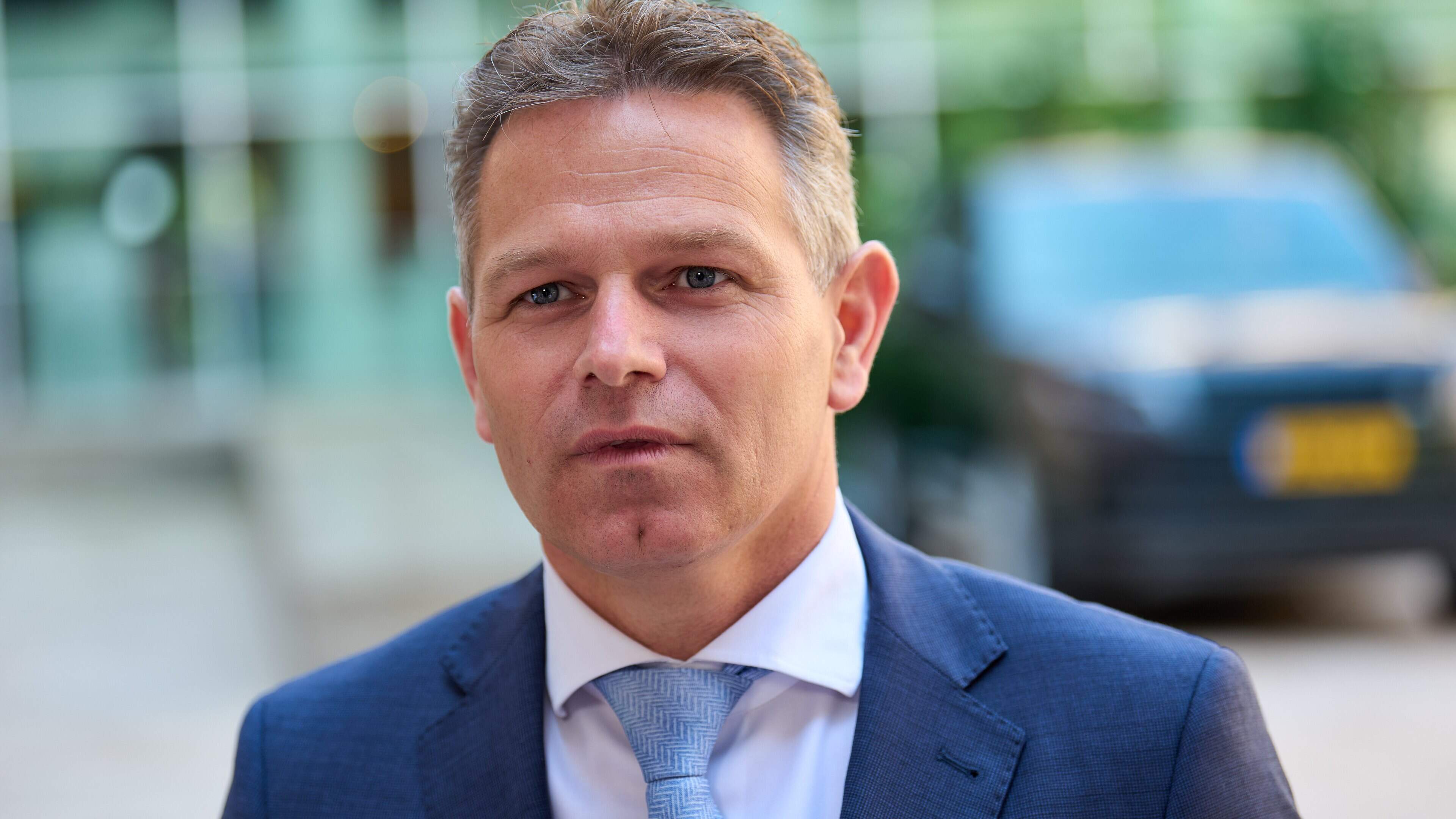 Staatssecretaris De Bat wil ’snelle’ juridische route voor nieuwe kerncentrales