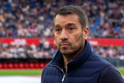 LIVE | Giovanni van Bronckhorst vertelt in persconferentie over terugkeer bij Feyenoord