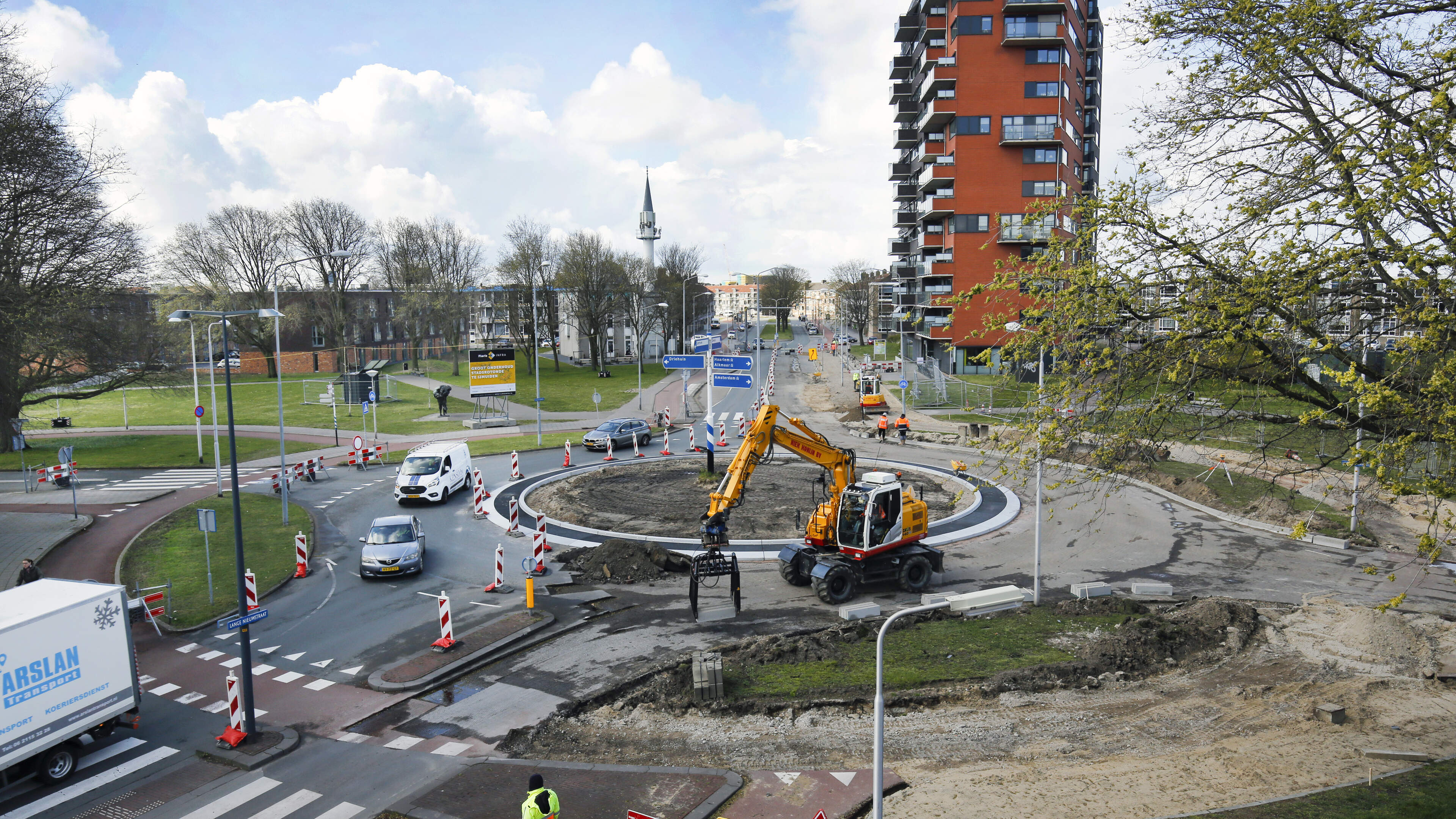 Vertraging asfaltering rotonde Stadspark IJmuiden