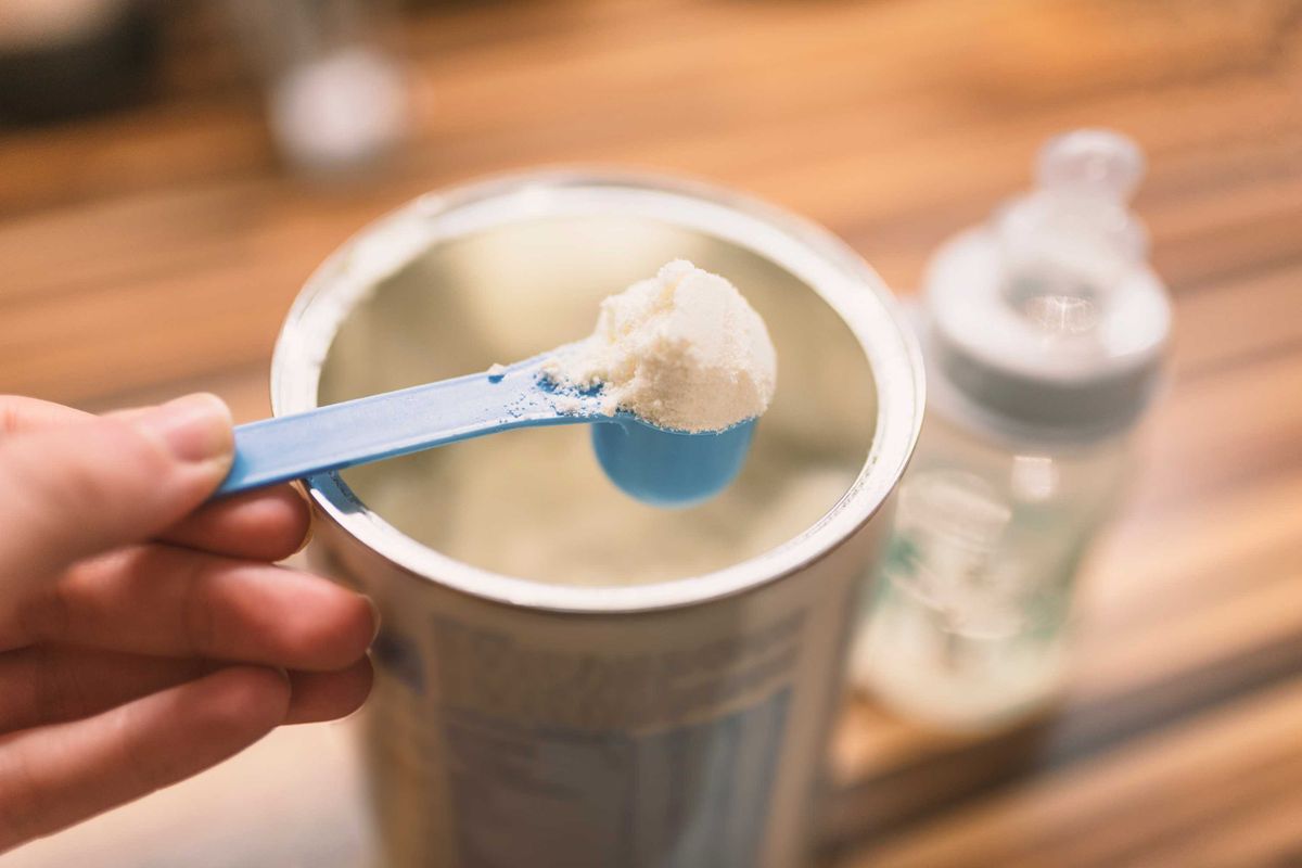 Waarom steeds meer ouders kiezen voor biologische babyvoeding op geitenmelkbasis