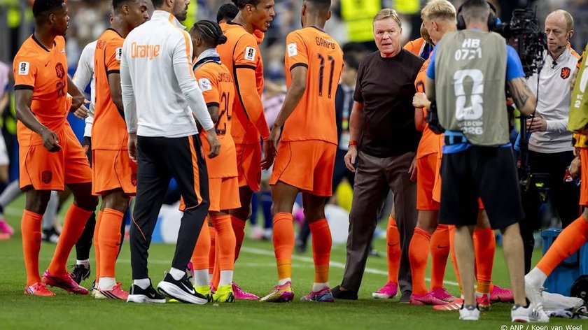 Massaal toiletgebruik tijdens extra pauzes Nederlands elftal