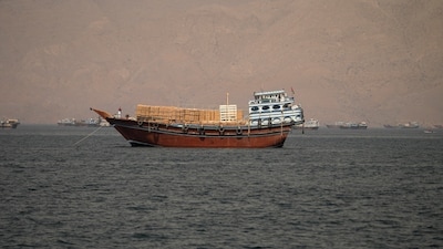 Trump beloofde snelle heropening, maar Straat van Hormuz blijft voorlopig dicht: dit speelt er nu