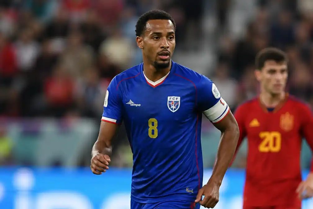 Oud-Jong PSV-speler Laros Duarte helpt Kaapverdië aan gelijkspel tegen Spanje op WK