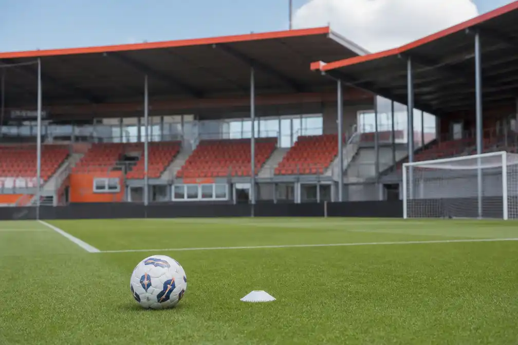 Ajax sluit voorbereiding af tegen Volendam; Leonardo spits, Arokodare kan debuteren