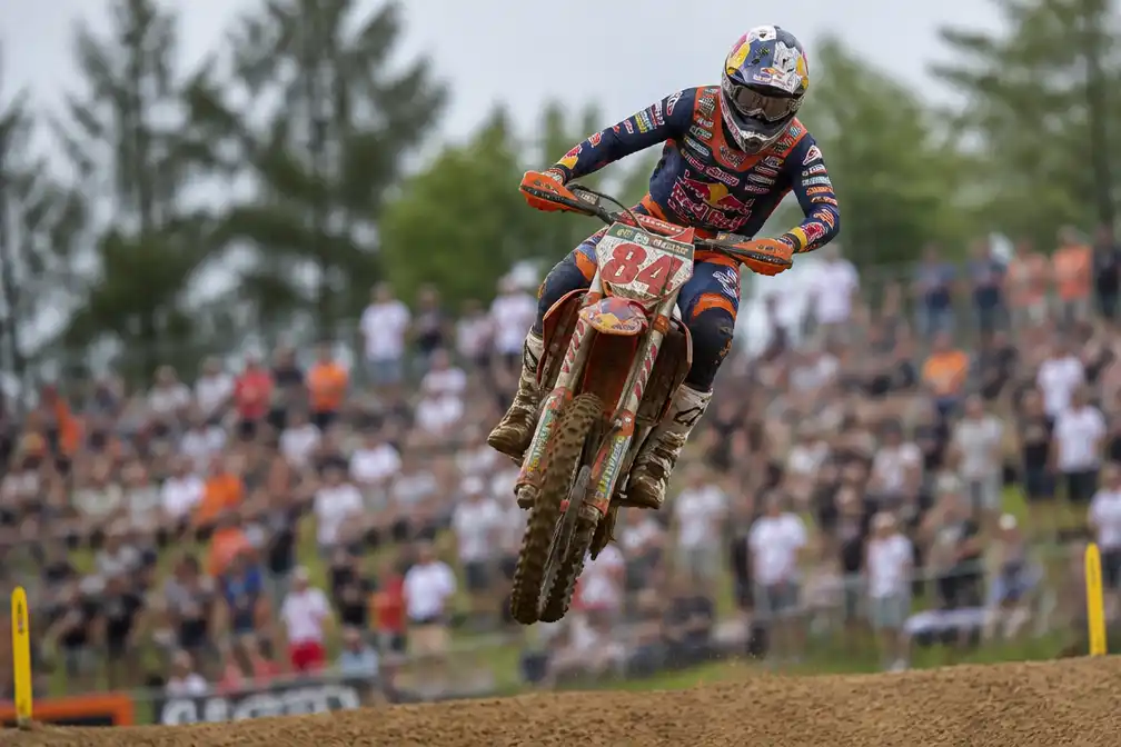 Jeffrey Herlings vrijwel zeker van zesde wereldtitel na dominant weekend in België
