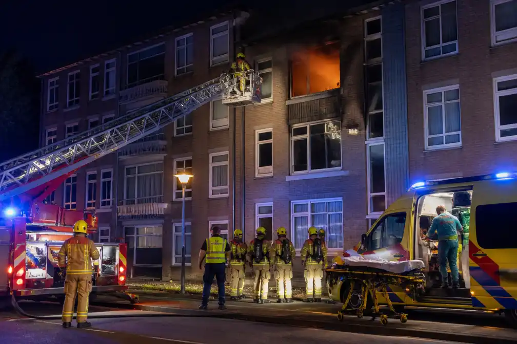Gewonde bij explosie en brand in appartement Apeldoorn