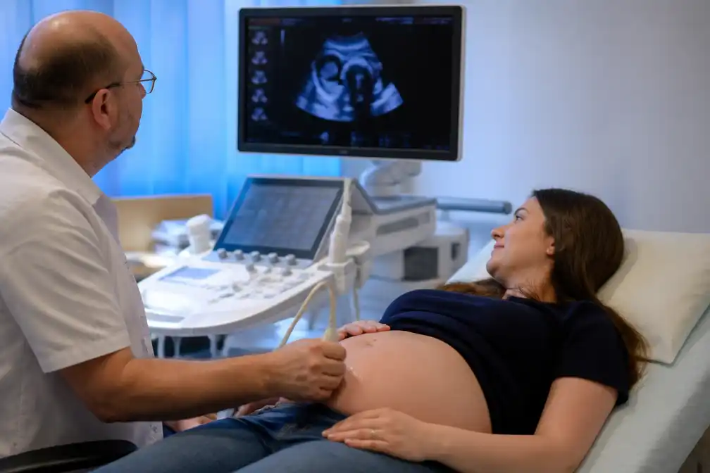 Artsen in VS opereren ongeboren baby met gastroschisis in zeldzame ingreep