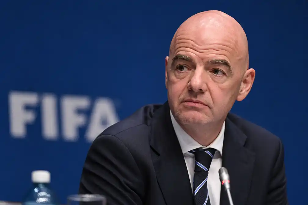 UEFA dreigt volgens media met juridische stappen tegen FIFA-voorzitter Infantino