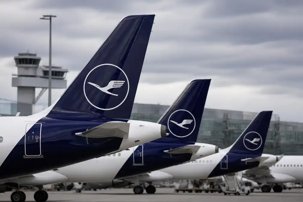 Winst Lufthansa kelderd door brandstofkosten en stakingen