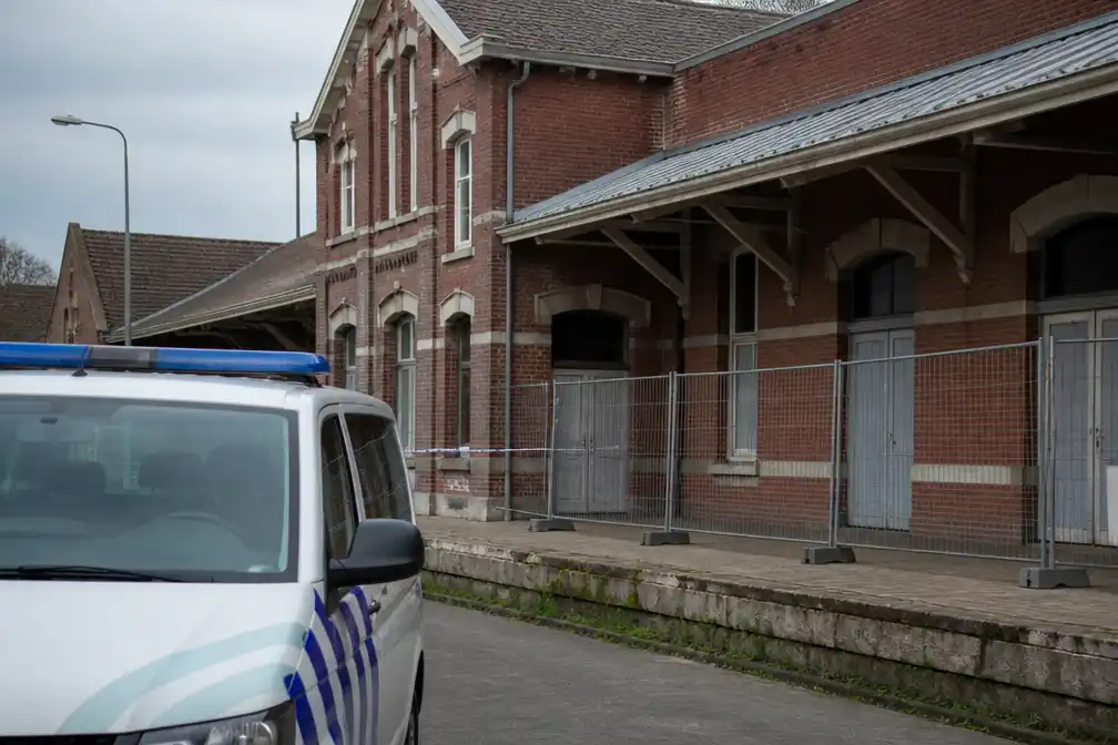 Verdachte schietpartij station Diksmuide (24) blijft maand langer vast