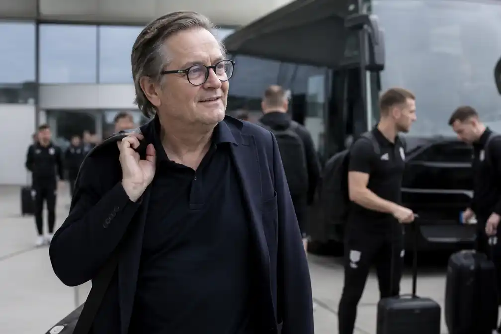 Anderlecht met eigenaar Marc Coucke op verplaatsing naar PAOK in Europa League