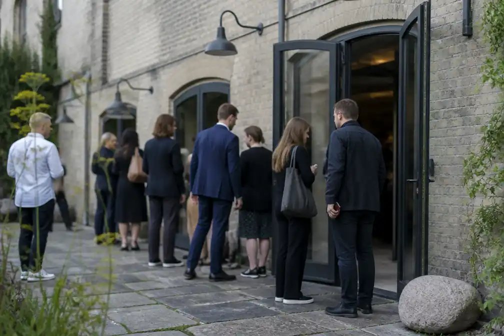 Noma in Kopenhagen heropent na schandaal over beschuldigingen aan René Redzepi