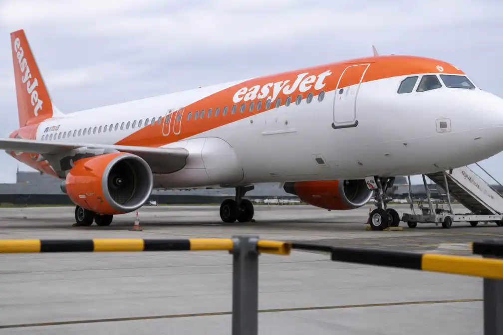 Apollo neemt easyJet over voor 5,7 miljard pond na strijd met Castlelake