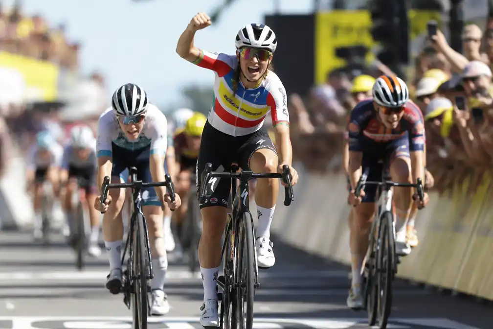 Le Court wint zesde etappe Tour de France Femmes, Reusser behoudt leiding