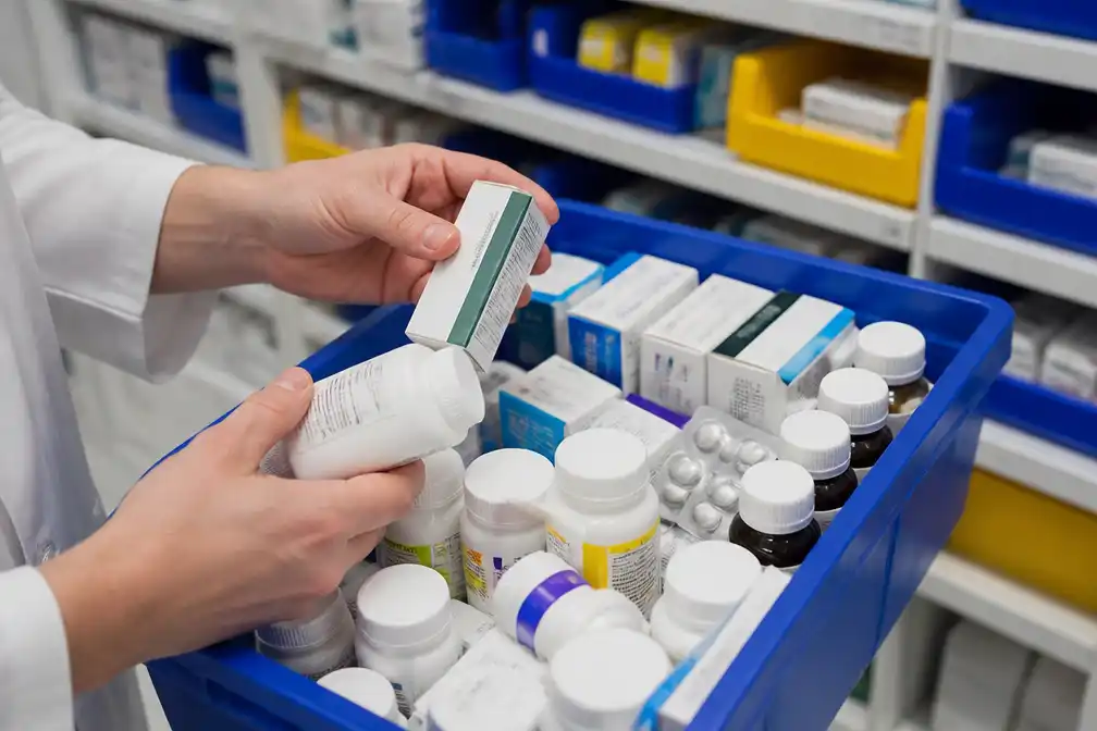 Verspilde medicijnen in Engeland vullen per jaar 75 zwembaden, zegt apothekersorganisatie