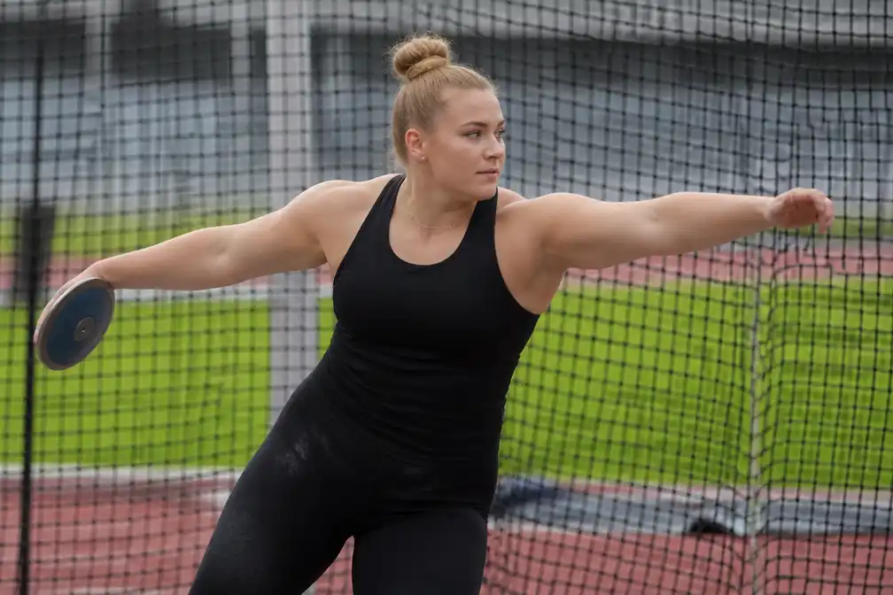 Jorinde van Klinken uit Assen jaagt in Birmingham op dubbel EK-eremetaal