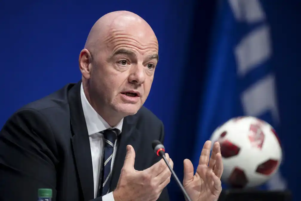 FIFA ontkent bericht over betaling UEFA aan vermeende minnares Infantino