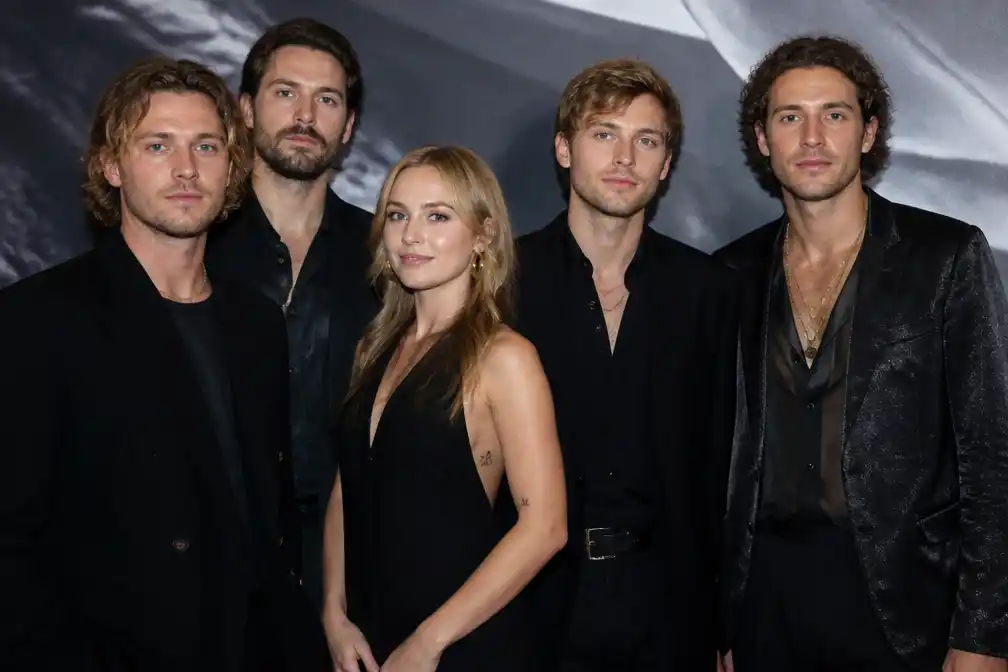 Zwanger bandlid Son Mieux mist Ziggo Dome en Europese tournee