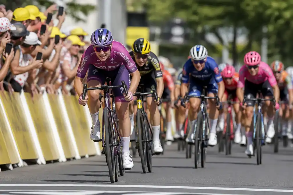 Tour de France Femmes: Ferrand-Prévot stapt af, Wiebes favoriete voor derde ritzege