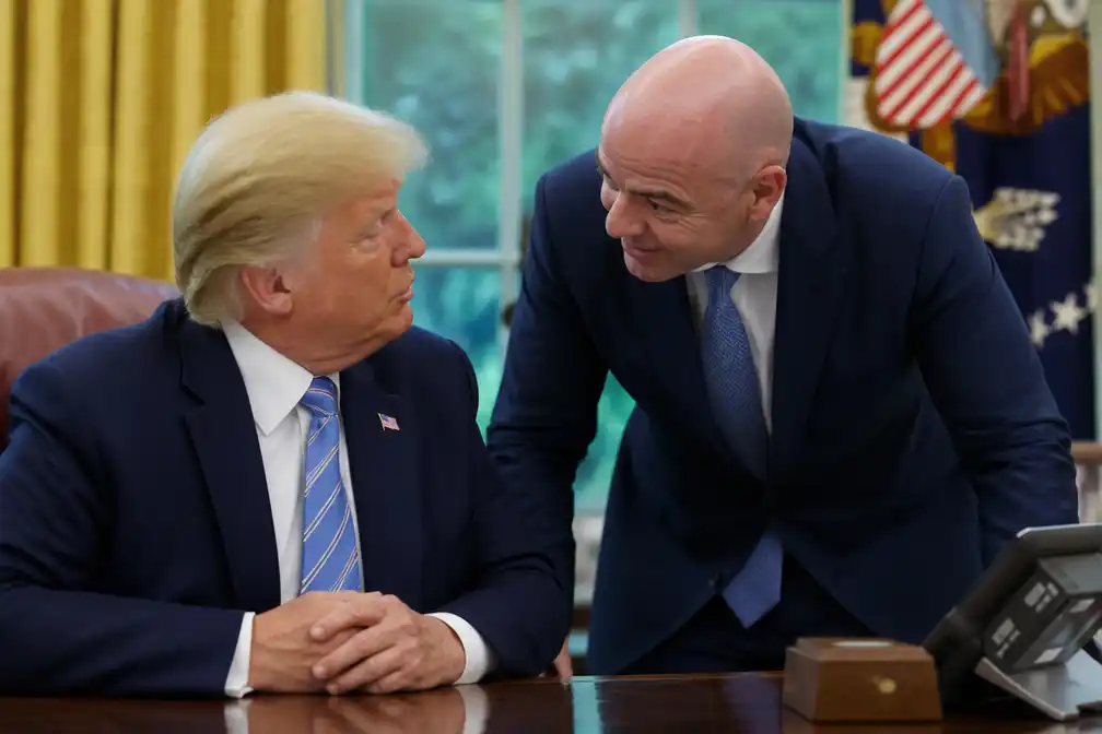 Trump neemt het op voor FIFA-voorzitter Infantino