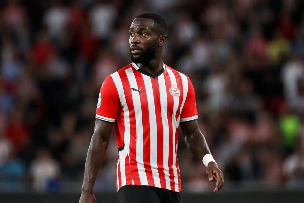 PSV-transferzomer komt op gang: Geertruida blijft topprioriteit