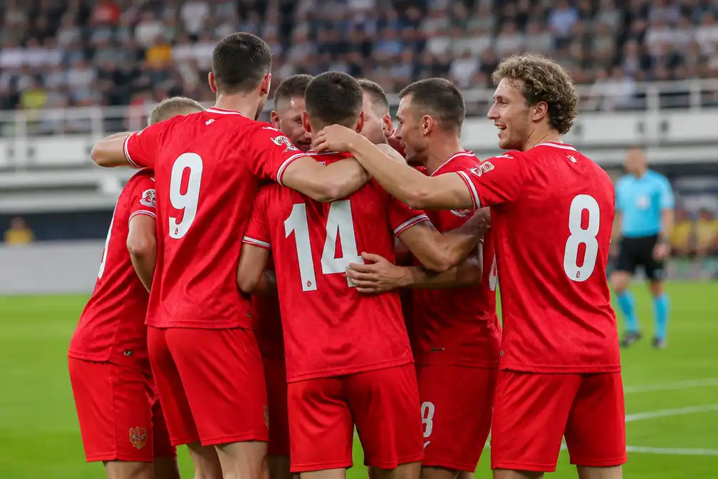 FC Twente gaat met 6-0 voorsprong op bezoek bij FC DAC in Conference League