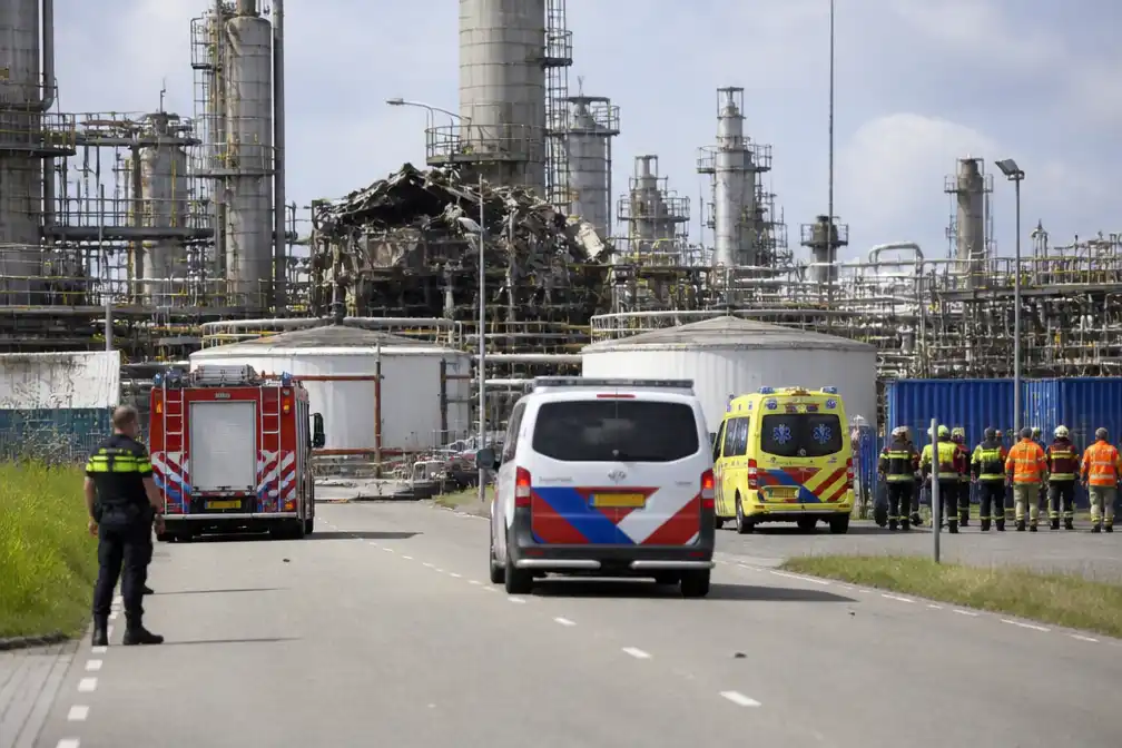 Dode en meerdere gewonden bij incident bij bedrijf in Rotterdam-Europoort