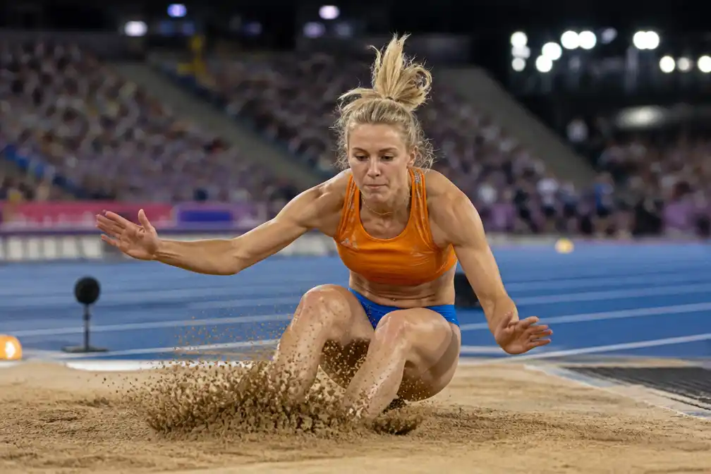 Hondema als zevende naar finale verspringen op EK atletiek