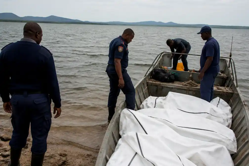 Dodental veerboot Karibameer Zimbabwe opgelopen tot 68