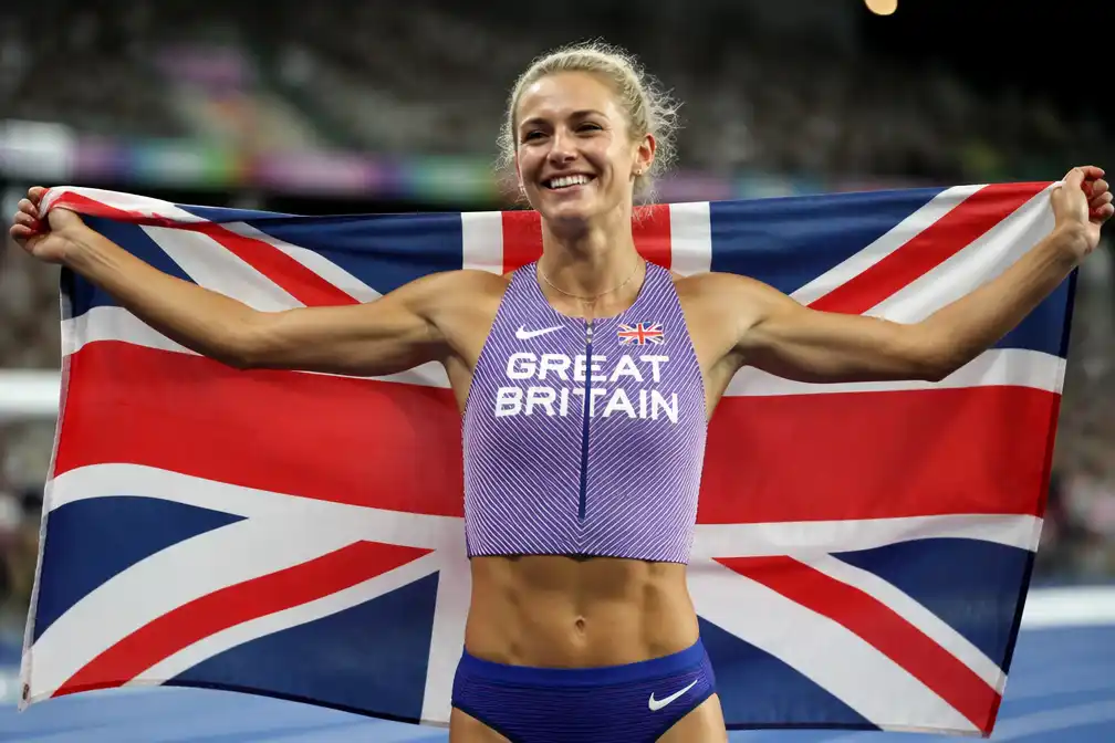 Amy Hunt pakt vierde EK-goud in Birmingham en passeert Blankers-Koen