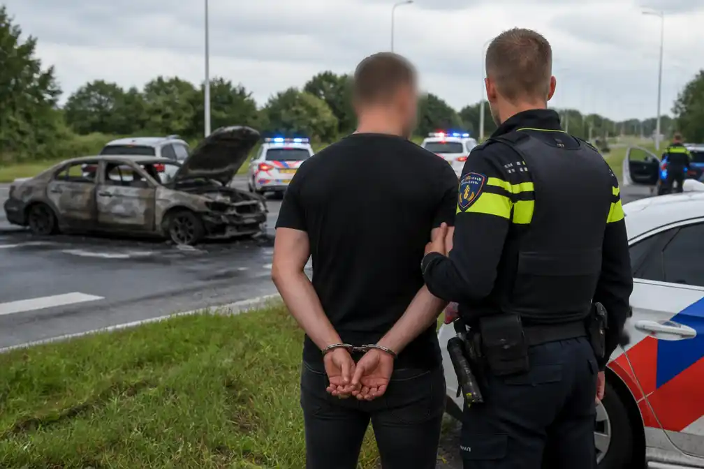 Man (27) opgepakt na achtervolging om gestolen proefritauto in Breda