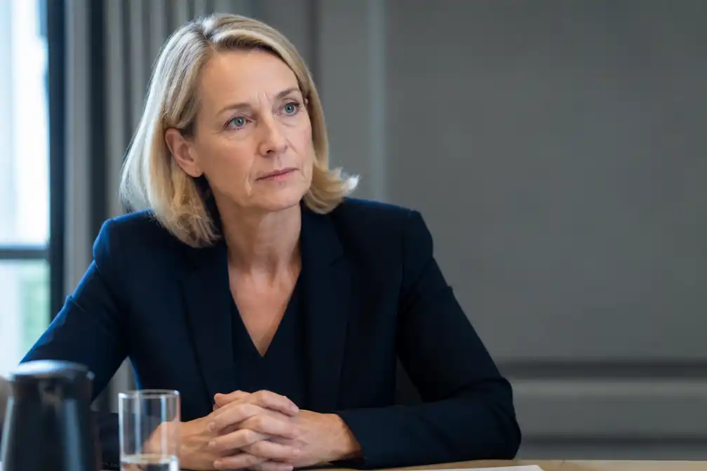 Mediaminister Letschert bezorgd over persvrijheid na boetes voor Ozempic-berichtgeving